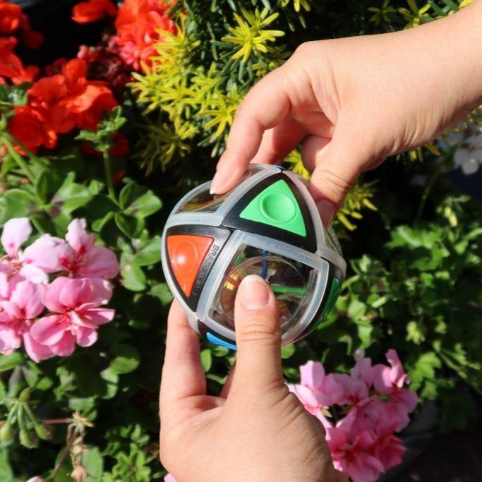 Brainstring R from Recent Toys - The Original String Brainteaser Puzzle Game with a Twist - a 360 Degree Rotating Ball - Travel-Friendly Fun for Ages 9+ - Image 5