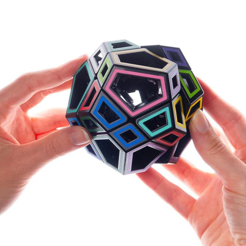 Meffert's Hollow Skewb Ultimate - The Original Transparent 12-Faced Brainteaser Puzzle from Recent Toys - Travel-Friendly Fun for Ages 9+ - Image 6