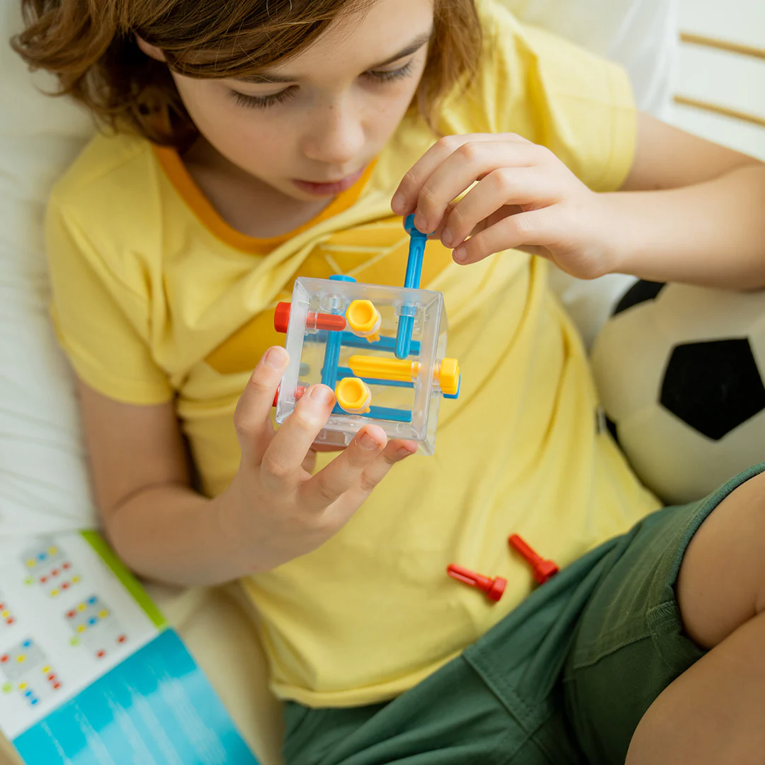 Criss Cross Cube 3D Puzzle Game - Brainteaser with 80 Challenges for Ages 8+ - Image 8